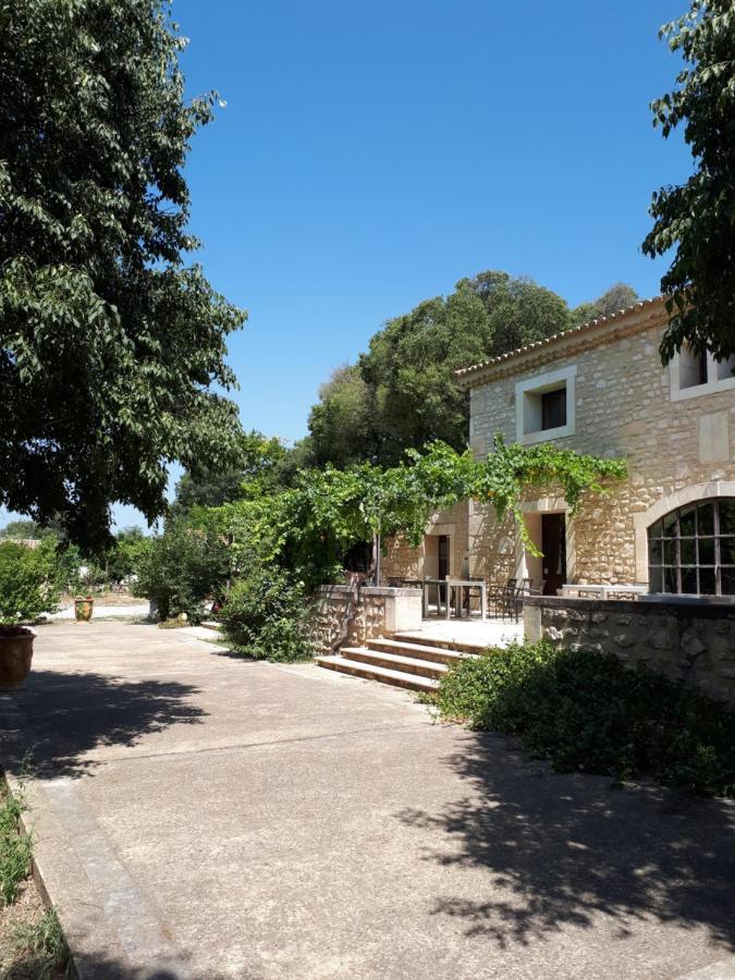 Mas Saint-joseph Bed & Breakfast Fontvieille